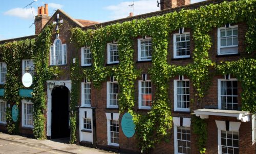 Gourmet Getaway for 2 nights with £200 to spend in the Talbots award winning Restaurant Surrey