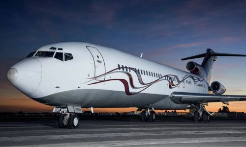 Run the Engines of a Vintage Boeing 727