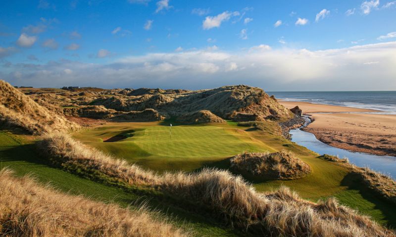 Stay & Play Golf Break for 4 people at Trump International, Scotland