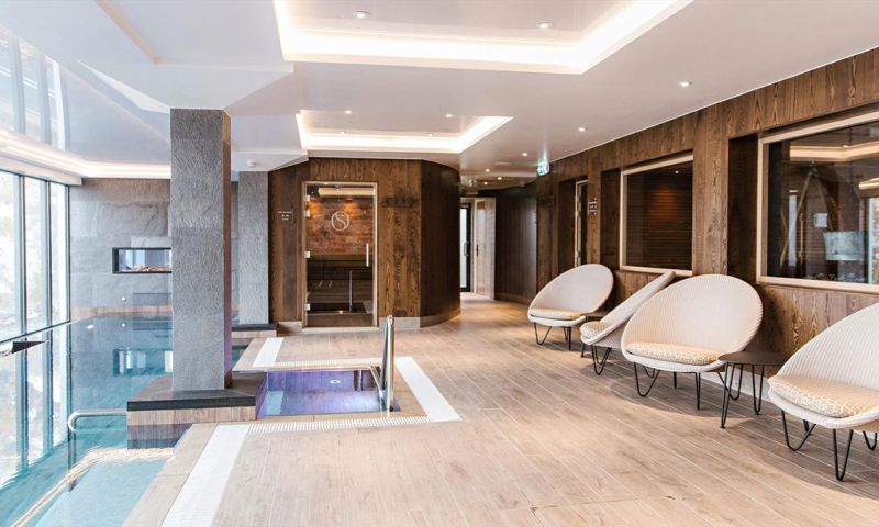 2 night Lake District stay at the Low Wood Bay Resort & Spa