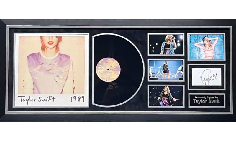 Taylor Swift Hand Signed '1989' Album Display
