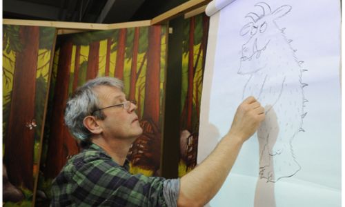 Axel Scheffler draws The Gruffalo's Child - live!
