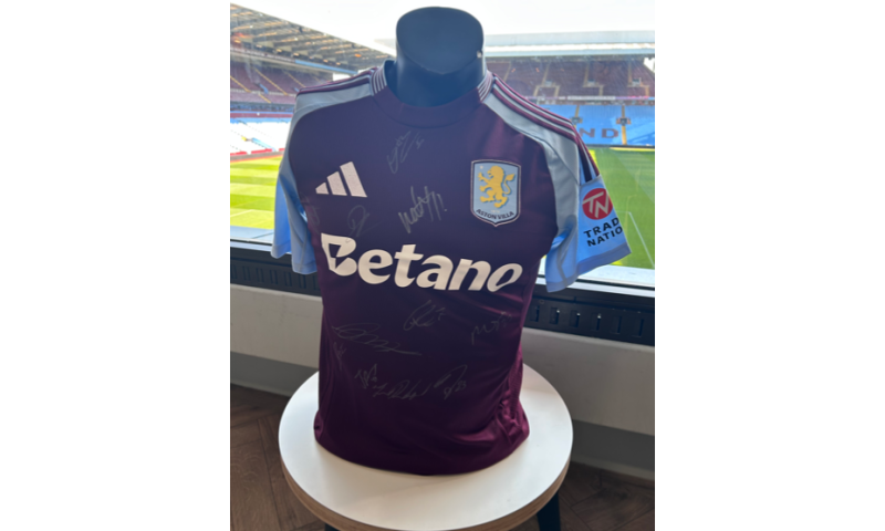Full Squad Signed Home Shirt (2024/25 Season)
