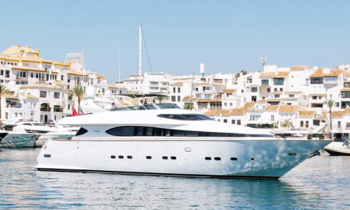 3 NIGHT BREAK STAYING ON A SUPERYACHT IN PUERTO BANUS, MARBELLA