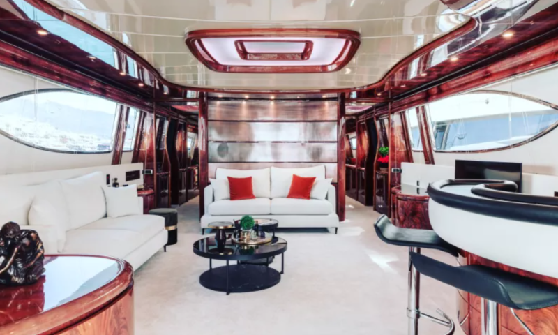 3 NIGHT BREAK STAYING ON A SUPERYACHT IN PUERTO BANUS, MARBELLA