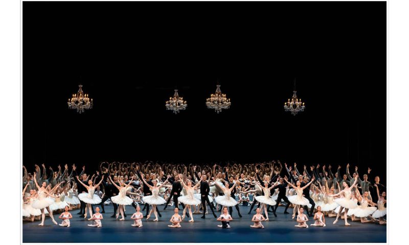 PATRON OF THE ARTS NATIONALE OPERA & BALLET