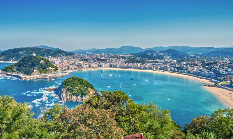 Breathtaking San Sebastian - Three Night Gourmet Tour With 
Personal Guide for two People.