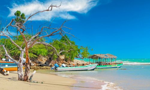 Fabulous 7 Night Beach Front Balcony Suite Package, Treasure Beach, Jamaica for 2