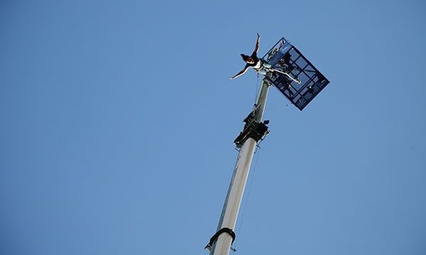 Thrilling Lovers Leap Bungee Jump Experience for Two