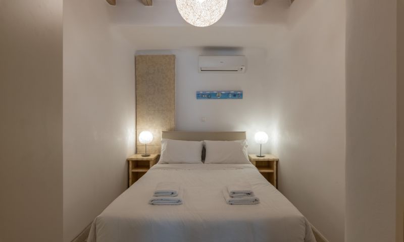5 NIGHT GREEK GETAWAY TO MYKONOS FOR 4 PEOPLE