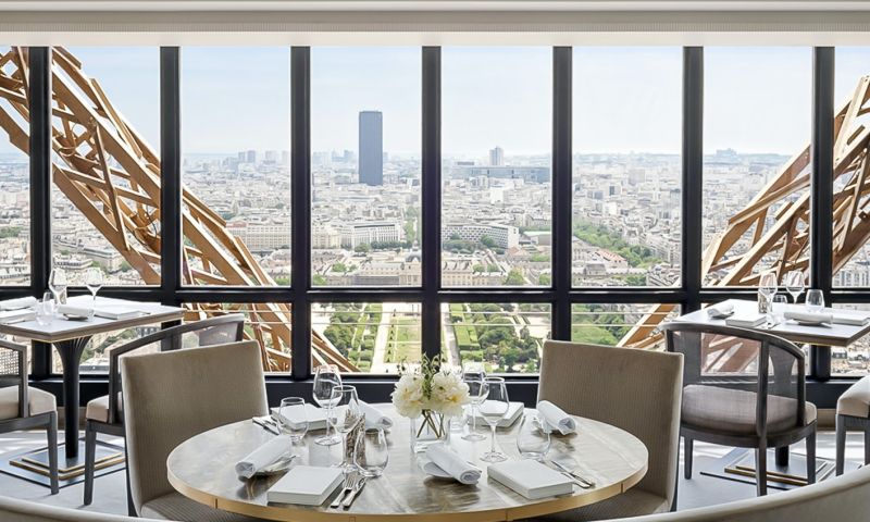 LUNCH AT THE EIFFEL TOWER PLUS 3 NIGHT STAY IN PARIS FOR 2 PEOPLE