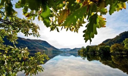 3 NIGHT IDYLLIC LAKE DISTRICT & HOT TUB GETAWAY FOR 4 PEOPLE