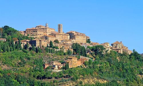 6 NIGHT STAY IN CORTONA, ITALY FOR 2 PEOPLE