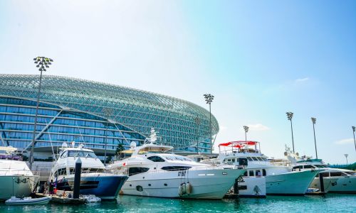 ABU DHABI GRAND PRIX WEEKEND HOSPITALITY FOR 2 PEOPLE