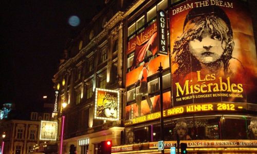 A WEST END SHOW OF YOUR CHOICE & LUNCH AT GORDON RAMSAY’S SAVOY GRILL FOR 2 PEOPLE