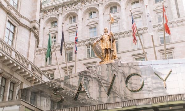 A WEST END SHOW OF YOUR CHOICE & LUNCH AT GORDON RAMSAY’S SAVOY GRILL FOR 2 PEOPLE