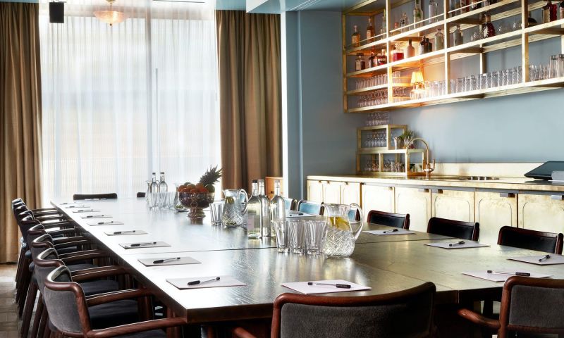 DINNER IN A PRIVATE ROOM AT WHITE CITY HOUSE, FOR UP TO 30 GUESTS