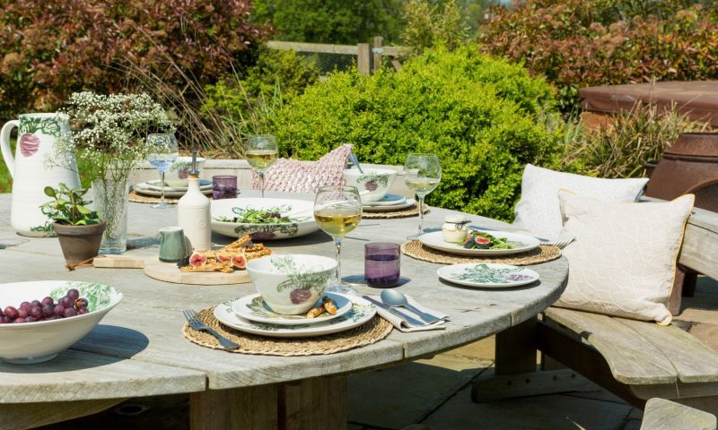 HOST YOUR OWN GARDEN PARTY FOR UP TO 50 PEOPLE