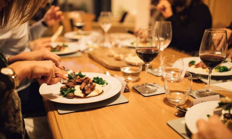 UNIQUE DINNER PARTY AT HOME FOR UP TO 10 PEOPLE