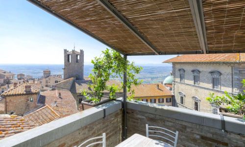 A 3 or 4 night Tuscan getaway for 4 people