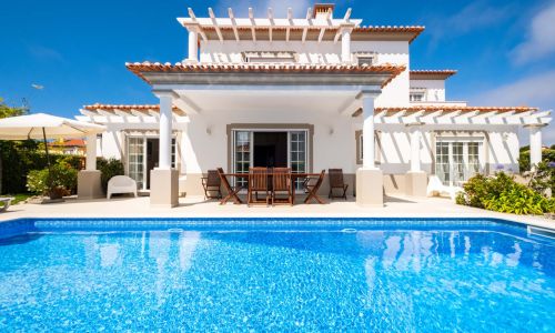 7-night stay in private villa in Praia D’el Rey, Portugal, upto 8 people