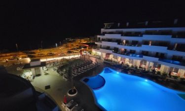 Ultimate Canary Islands Getaway – 5 Nights for Two With  Whale Watching & Stargazing Bucket List Adventures