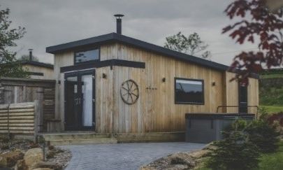 Everything Retreat - Mid Week 2 night stay for 2 with breakfast