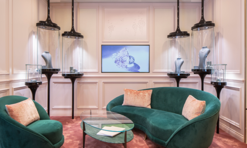 sparkling lunch or dinner for 10 at Boodles House, Liverpool, with £1000 towards a piece of jewellery
