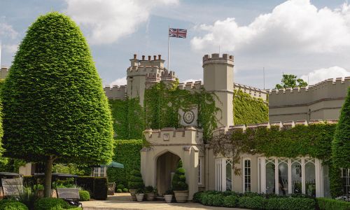 Hosted 4 ball on your choice of East or Edinburgh Course at Wentworth Golf Club