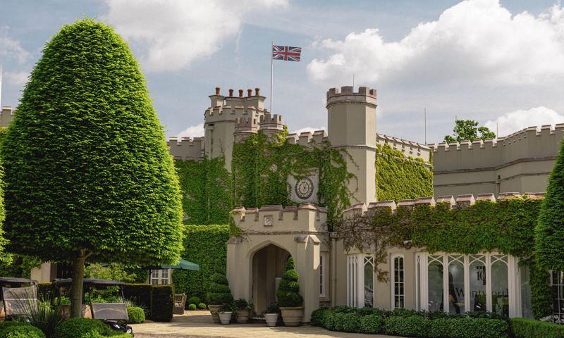 Hosted 4 ball on your choice of East or Edinburgh Course at Wentworth Golf Club