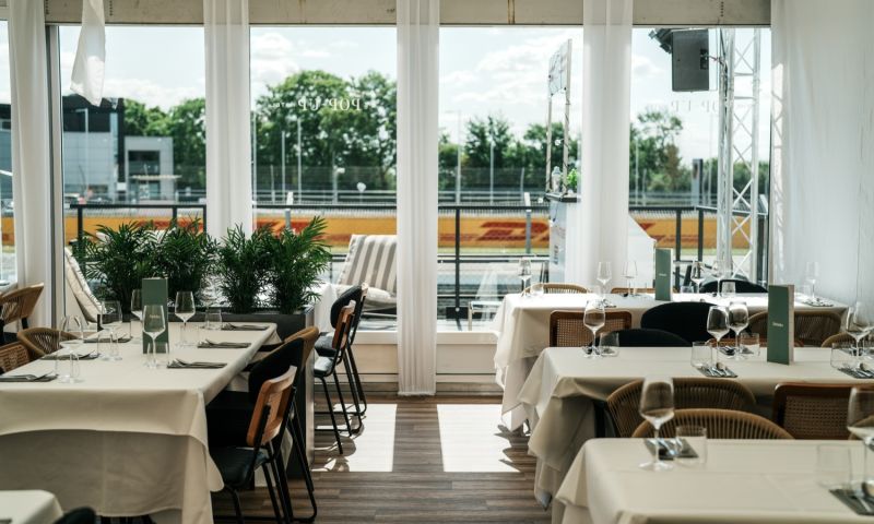 Silverstone F1 Dream - 4-Night Trackside Stay at the British Grand Prix 2026 - people