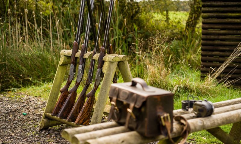 Shooting day at the world-class Holland & Holland shooting grounds for 4 people