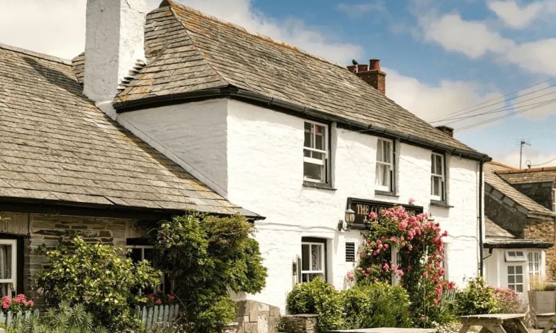 2 Night Couples Getaway - The Shepherd's Hut By Rick Stein, Cornwall