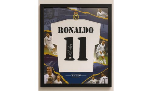 Ronaldo signed shirt