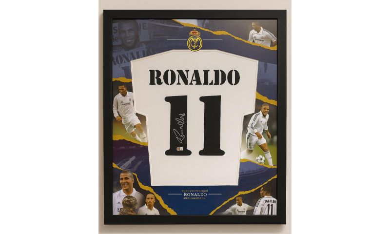 Ronaldo signed shirt