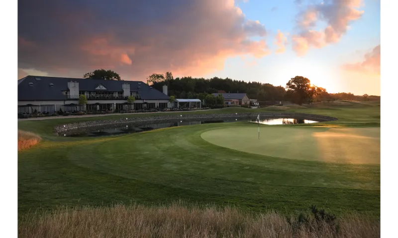 Golf & Gourmet: 4-Ball at Centurion Club