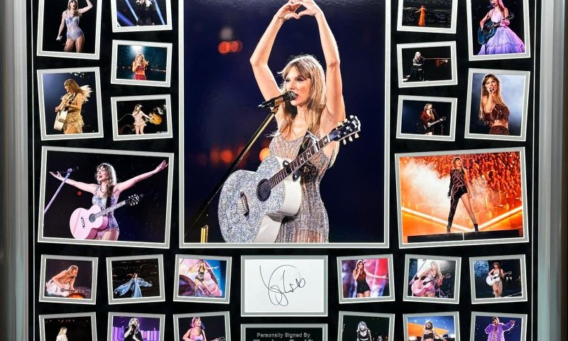Taylor Swift Spectacular Hand Signed Frame