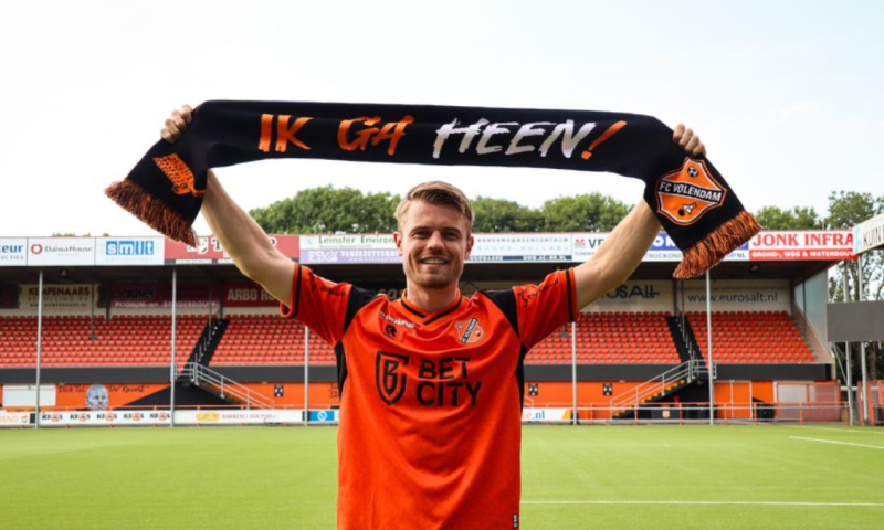 Voetbalclinic in het KRAS Stadion met topvoetballers