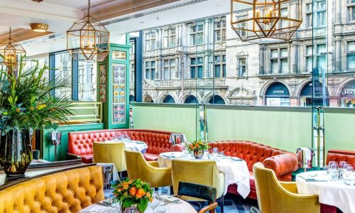 £200 voucher for The Ivy on the Square, Edinburgh