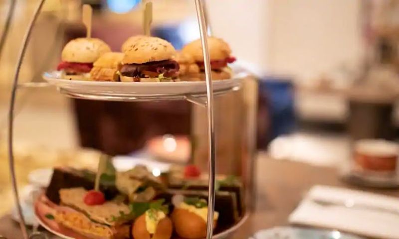 Afternoon Tea for 2 at the Hilton Glasgow's Dilmah Tea Lounge