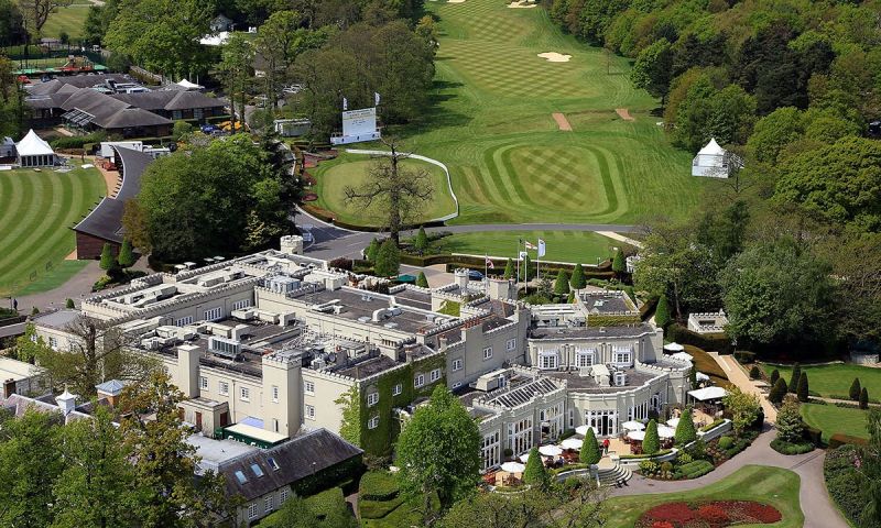 Two to make up a four ball at Wentworth Golf Club with Queens Park Rangers Les Ferdinand & Andy Sinton.