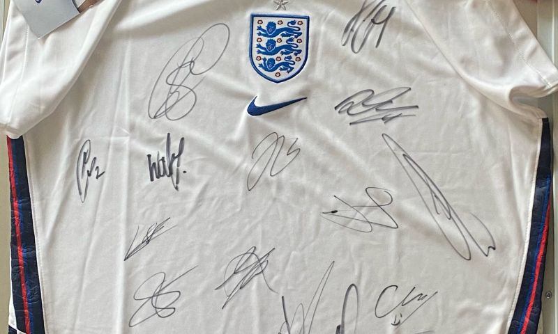 Current 2022 England team signed shirt.