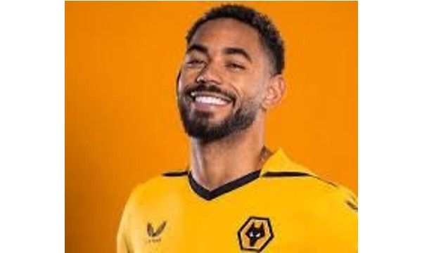Matheus Cunha – Wolverhampton Wanderers signed shirt