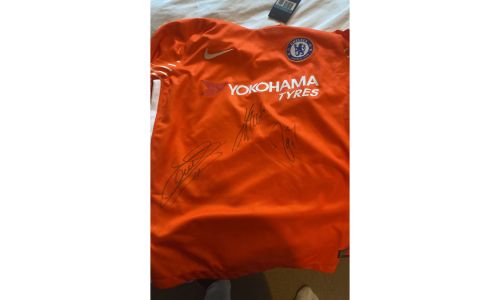 17/18 Chelsea keeper kit signed by Courtois and Caballero