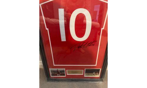Geoff Hurst signed England shirt