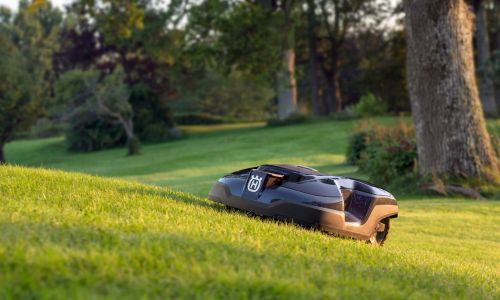 Husqvarna Automower 105 Robotic Lawn Mower With Installation Kit