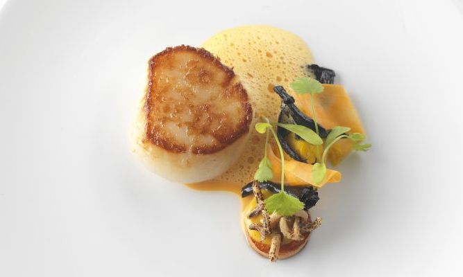 A tasting menu for 2 at one MICHELIN star Restaurant Martin Wishart, Edinburgh