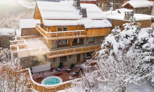 A 3 night break for two all inclusive at Chalet Iona with Simon Shaw MBE