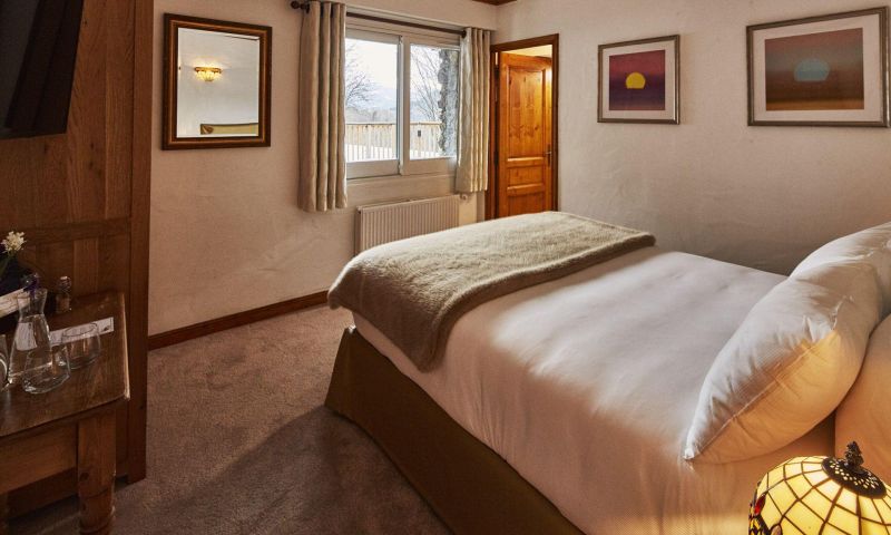 A 3 night break for two all inclusive at Chalet Iona with Simon Shaw MBE