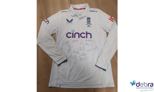 Ben Duckett’s individual Ashes shirt, signed by the Ashes team of 2023
